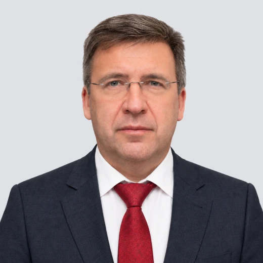 Владлен Максимов